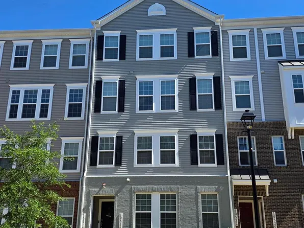 10518 Jim Lovell Ln, Lanham, MD 20706