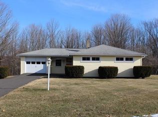 144 Joy Rd, Middlebury, CT 06762