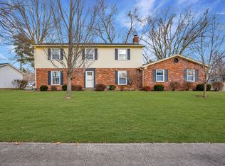 11107 Wood Ct, Carmel, IN 46033