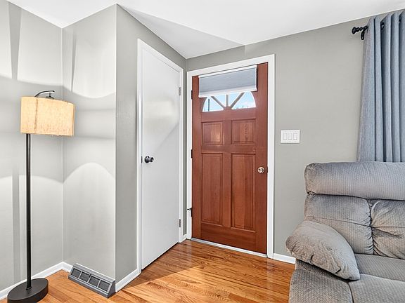 4th image of 45 Bismark St