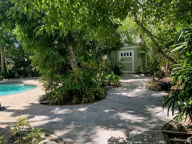 3 bed, 1794 sqft, $4,200 — Photo 3