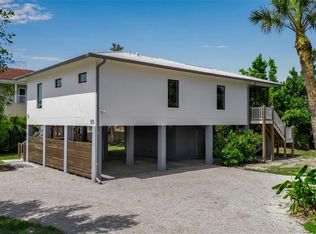 105 Shore Rd, Nokomis, FL 34275