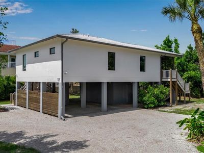 105 Shore Rd, Nokomis, FL, 34275