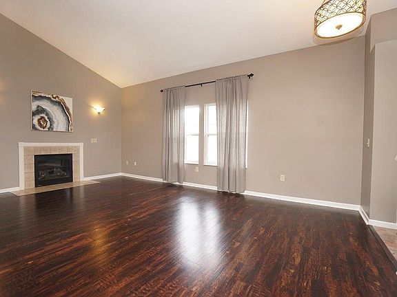 4th image of 7523 Haverhill Ln