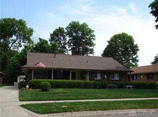 613 E Brookfield Rd, Dayton, OH 45429