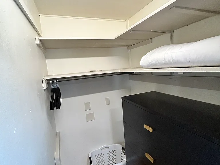1209 Redwood Ave — Photo 11