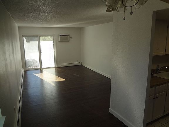 3rd image of 1150 Golden Cir APT 307