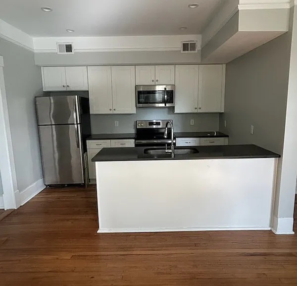 2109 Abercorn St #2 — Photo 7