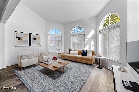 1st image of 1642 Lauterbach St