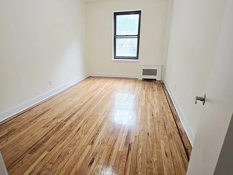 132-24 Maple Ave #204 — Photo 7