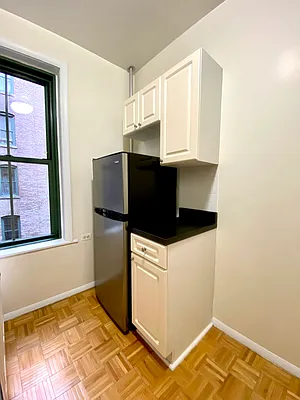 Rented by City & Suburban | media 2