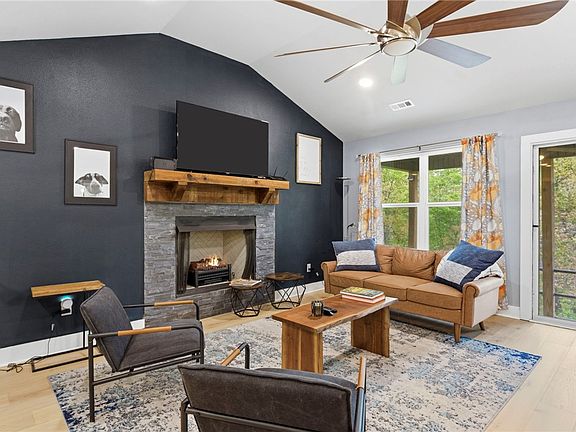 5th image of 17 Mawnan Cir