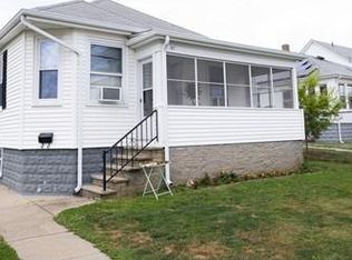 97 Stevens St, Fall River, MA 02721