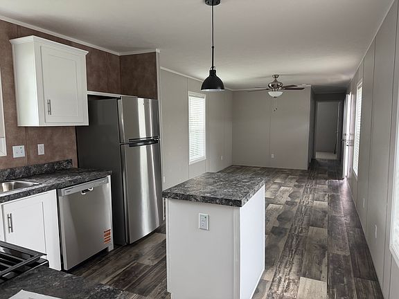 2nd image of 1823 Steven Dr #243