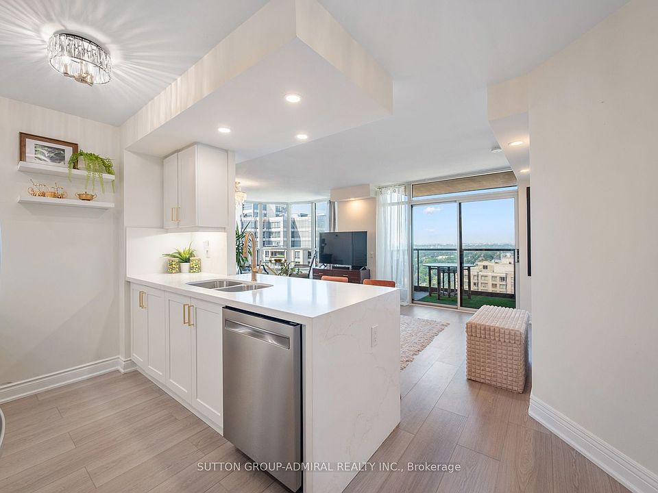 1st image of 10 Northtown Way #2605