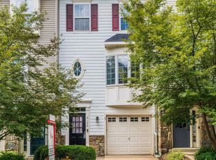 2174 Capstone Cir, Herndon, VA 20170