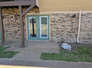 1077 Harold Dr #1, Nashville, TN 37217