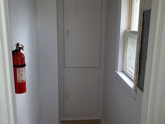 Kitchen Pantry