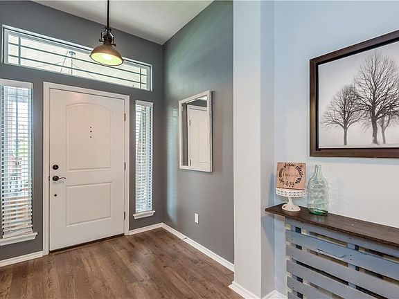 4th image of 3312 Bergen Peak Dr
