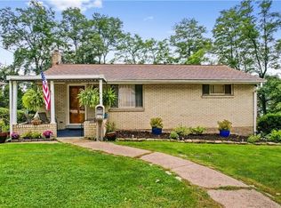 146 Lilmont Dr, Pittsburgh, PA