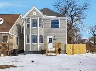 4486 Seyburn St, Detroit, MI 48214