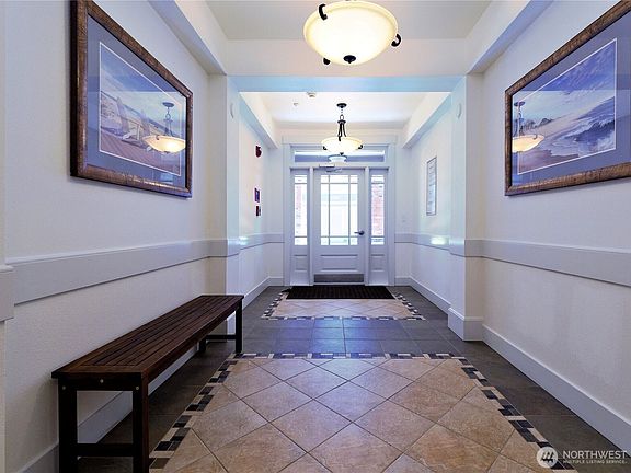 3rd image of 23916 NE 115 Lane #201