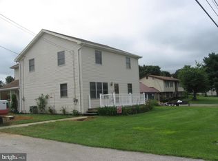 5894 York Rd, Spring Grove, PA 17362