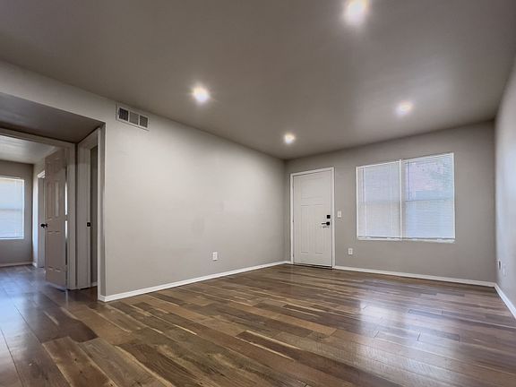 3rd image of 735 NW 30th St #4