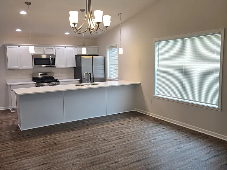 4426 Squaw Valley Dr — Photo 5