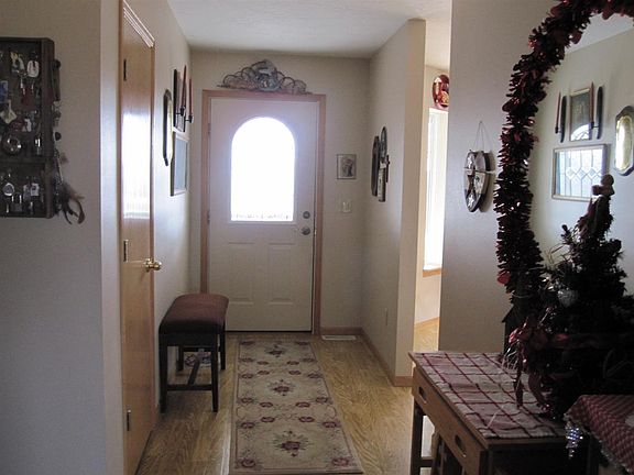 2nd image of 1559 W Fairway Dr