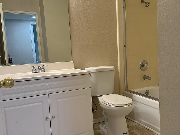 Upstairs Hall Bathroom 2