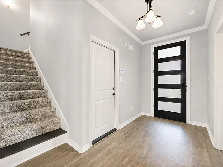 6205 Daytona Dr — Photo 5