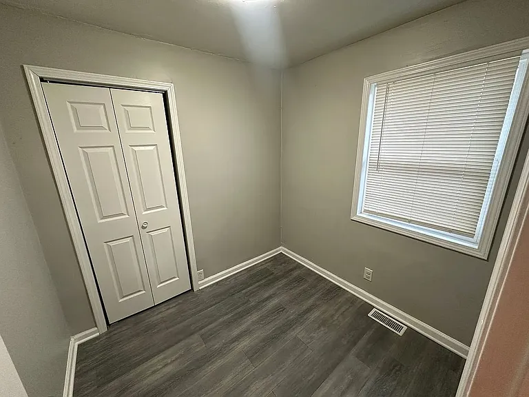 642 Congress Ave #642 — Photo 7