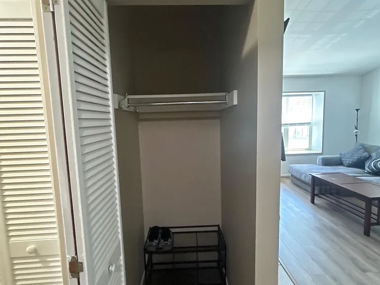 7804 Harrowgate Cir #D — Photo 30