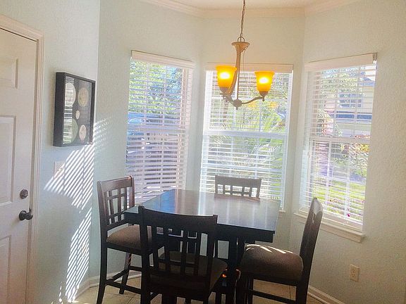 2nd image of 130 Bayberry Cir Unit 1506