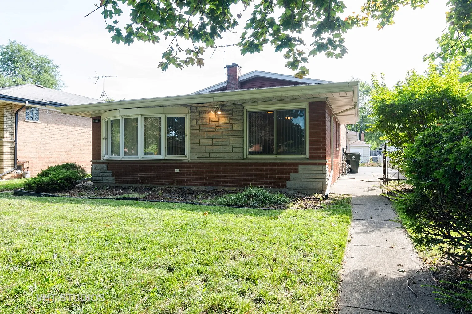 15109 Oak St photo 1