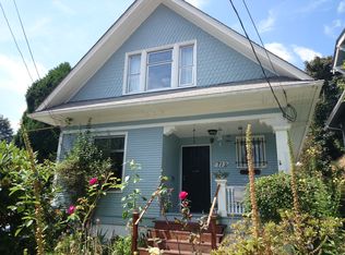 713 34th Ave, Seattle, WA 98122