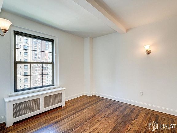 5th image of 15 Park Ave APT 11A