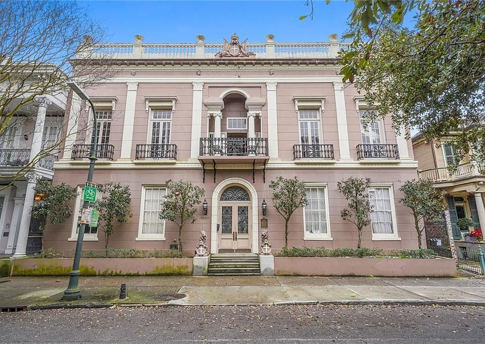 1st image of 1020 Esplanade Ave APT 202