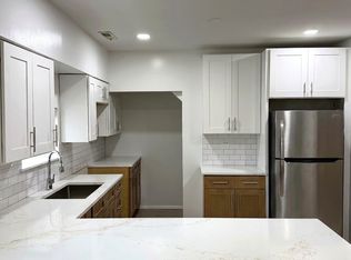 4942 N Sheridan Rd #7, Chicago, IL 60640
