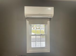 10 Hicksville Rd, Massapequa, NY 11758