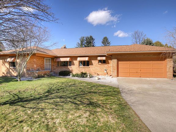 2nd image of 2613 Moerland Dr NW