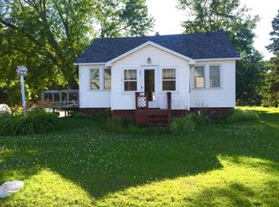 1512 Seymour St, Sault Sainte Marie, MI 49783