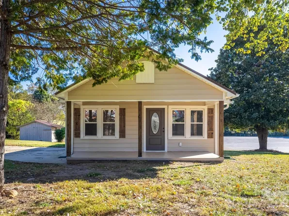 2443 Connelly Springs Rd, Granite Falls, NC 28630