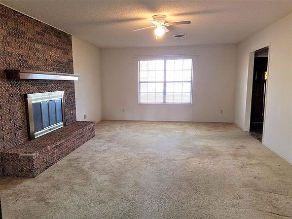 5th image of 4542 Bruce Dr