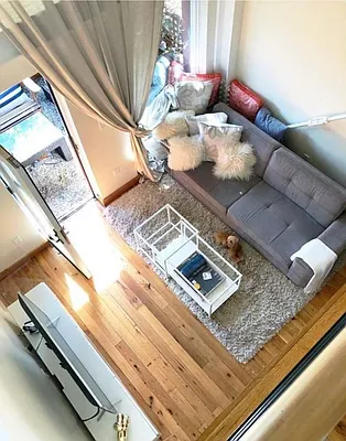 Rented by Pivot Equities Inc | media 17