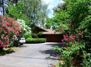 15592 Lorie Dr, Grass Valley, CA 95949