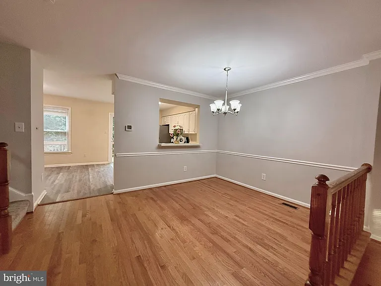 5304 Buxton Ct — Photo 6