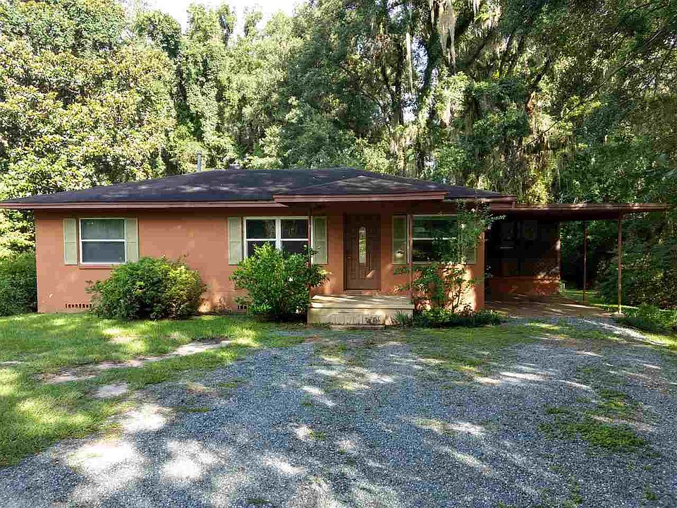 1st image of 1322 Lakeside Dr