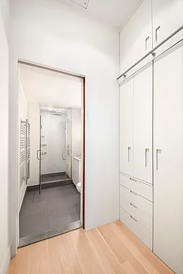 Sold by Compass | media 9